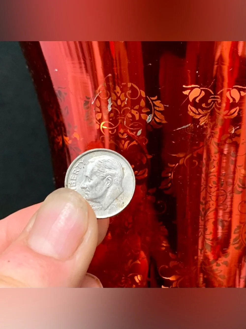 🔍 ❤️ Ruby Red Glass Goblet Votive Candle Holder with Ornate Gold Floral Pattern